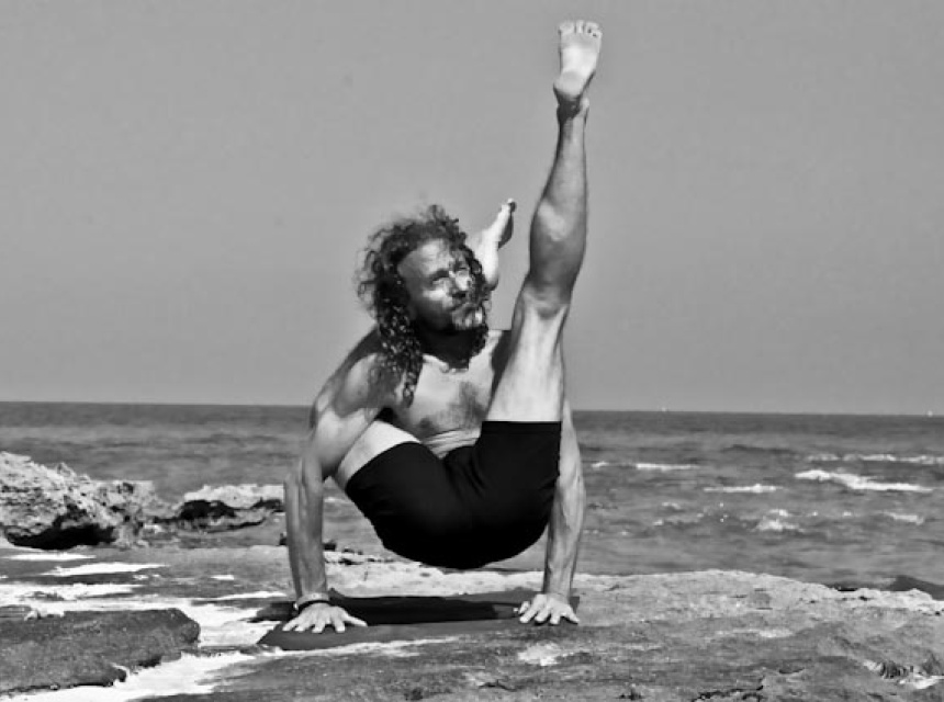 1.Ashtanga primary series sitting postures card - Sattva Yoga Chamonix