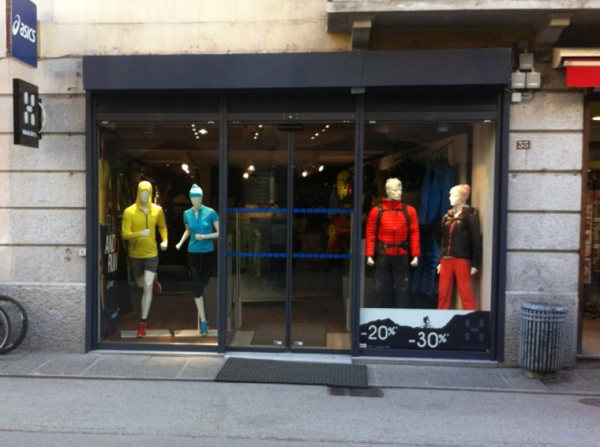 Asics haglofs store