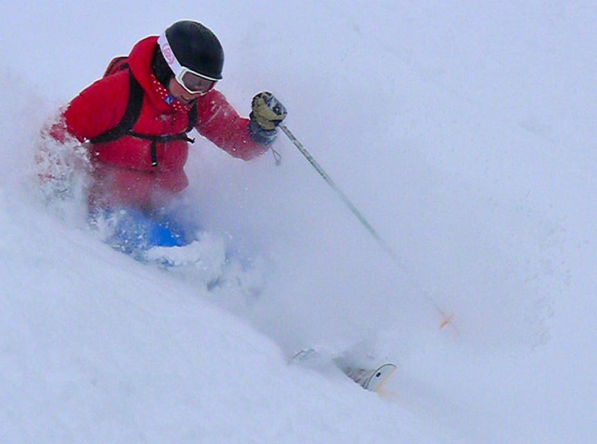 Cantimplora Térmica Explorer 600cc - Alpes Camping Ski